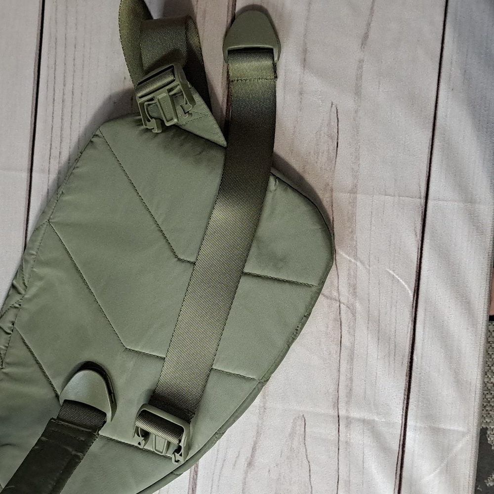 Vera Bradley Quilted Sling Bag in Olive Green - Picture 11 of 11